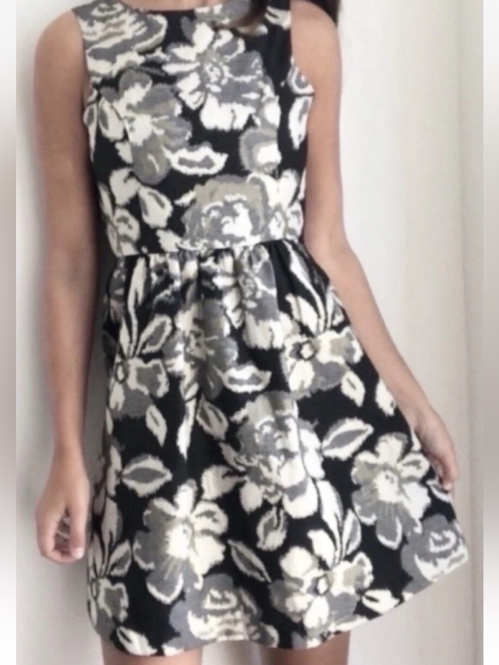 Anthropologie Tabitha Black/Silver Jacquard Print Cocktail Dress. Size 4